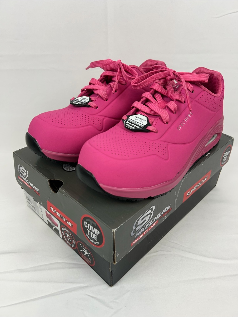 NEW Skechers Hard Composite Toe Slip Resistant Work Safety Shoes Women’s 7 Pink